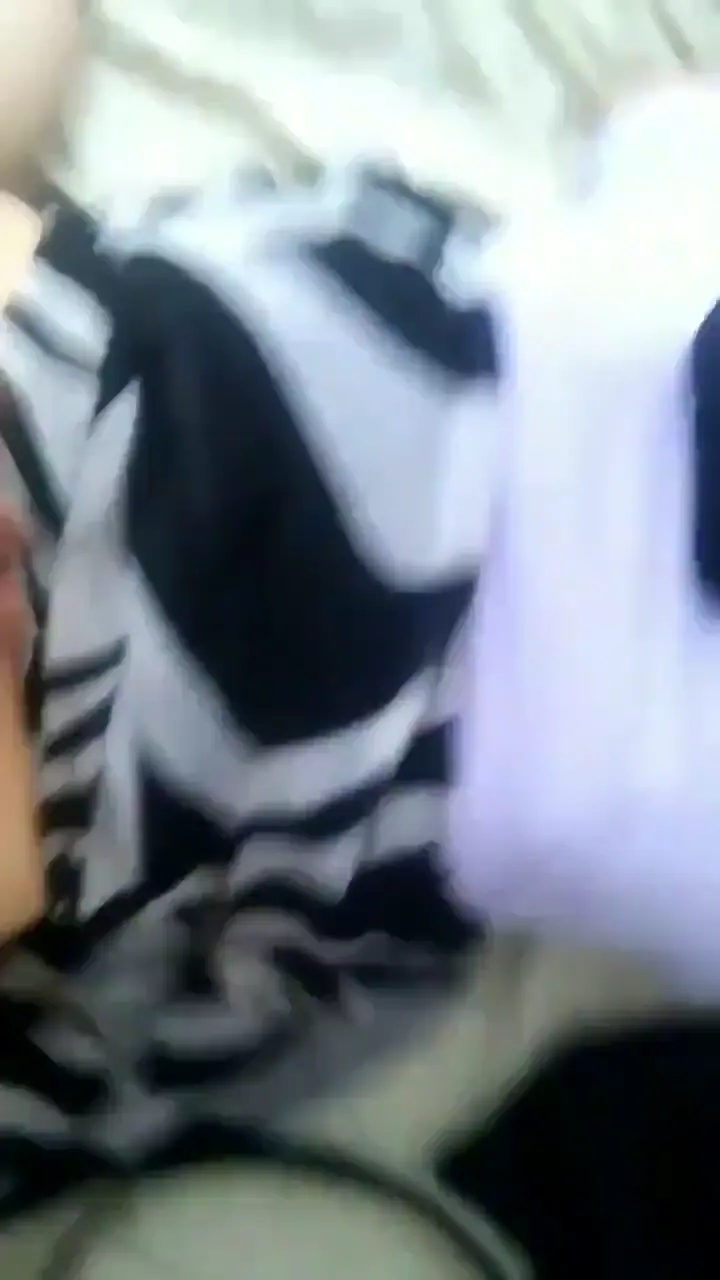 Süt gibi türbanlı çıtırı domaltmış eteği beline sıyırmış zevkle