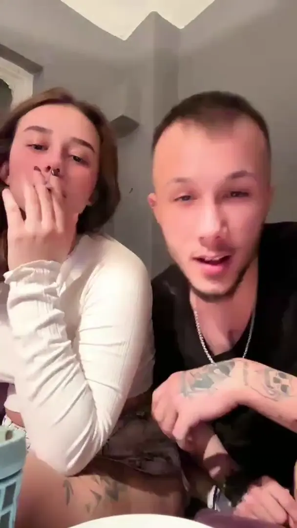 Devriliyorum Naz Sex Videoları Part (17)