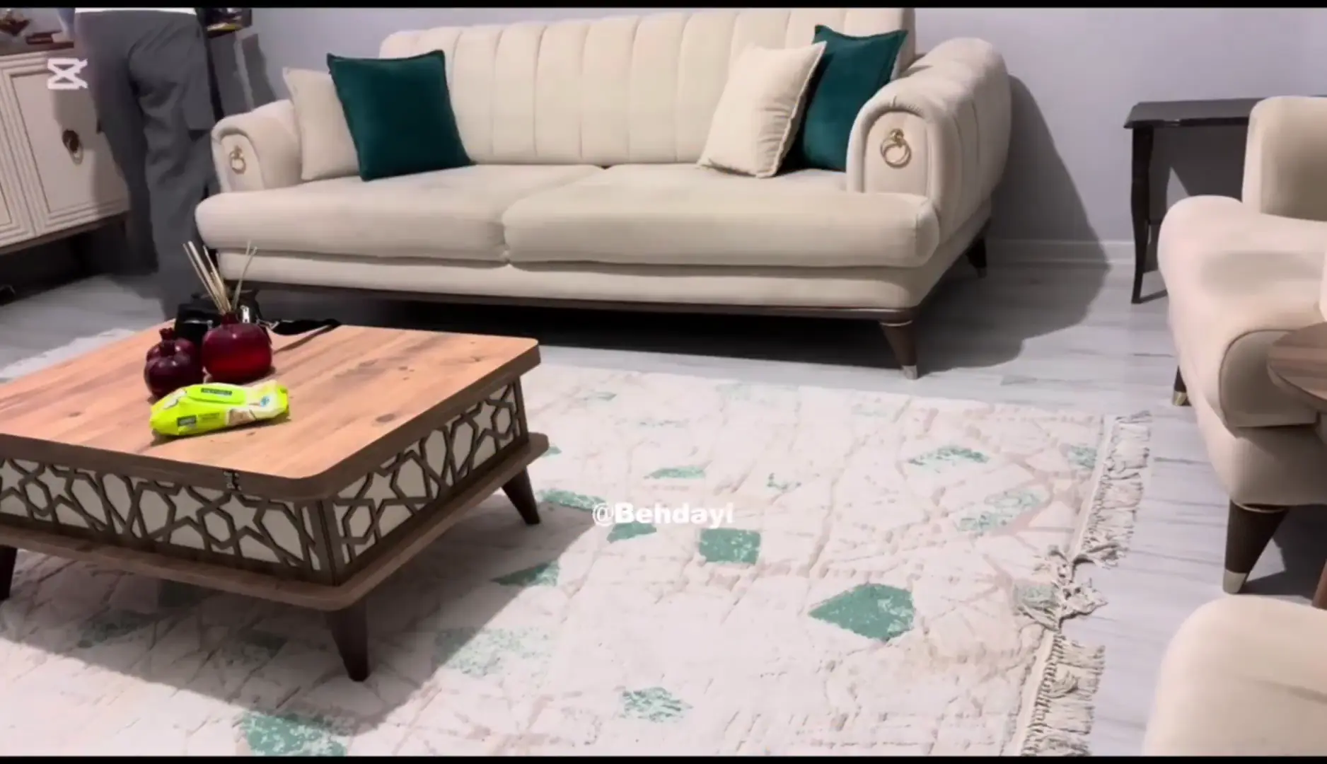 Esma İle Her telden videoları (1)