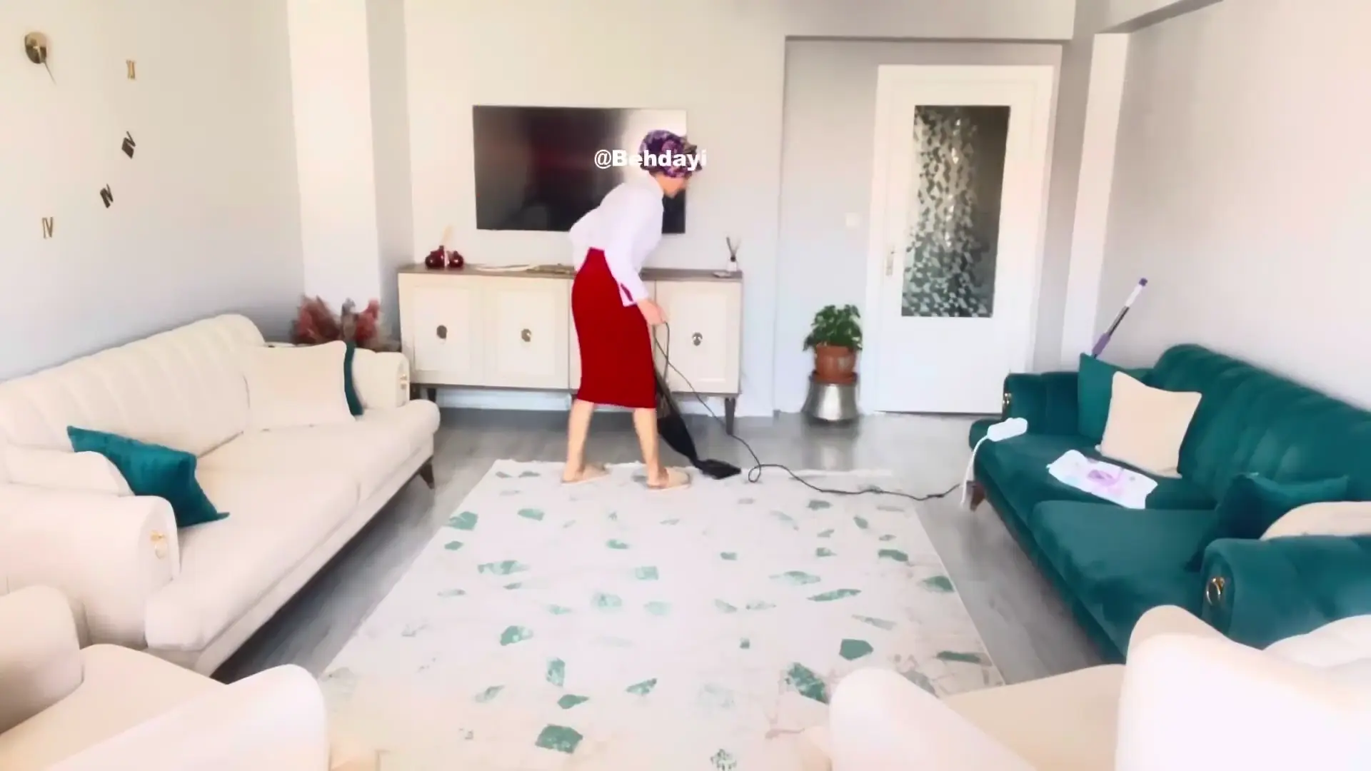 Esma İle Her telden videoları (2)