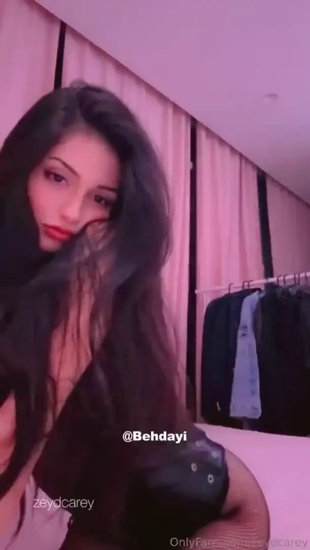 Zeydcarey onlyfans videoları part (3)