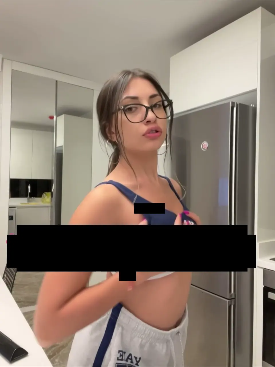 Yednul masturbasyon videolari part (32)